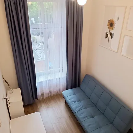 Trzebnicka 11 Apartament
