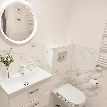 Apartamento Trzebnicka 11 *